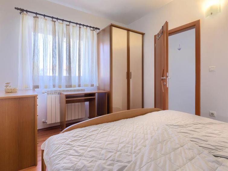 Apartment Matej Premantura Exterior photo