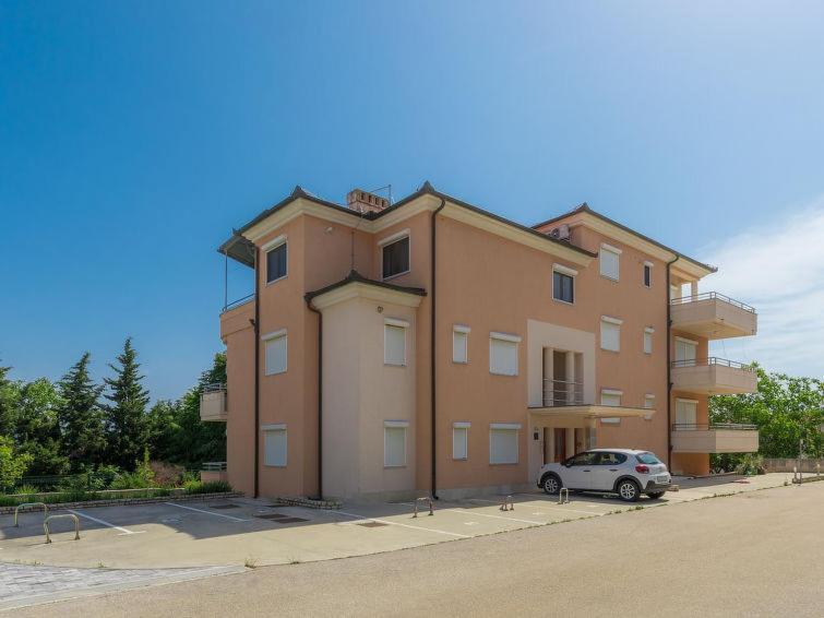 Apartment Matej Premantura Exterior photo